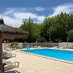 مكان تخييم Mobil-home Avec Terrasse - 4 Personnes, 2 - Api-1-52-302